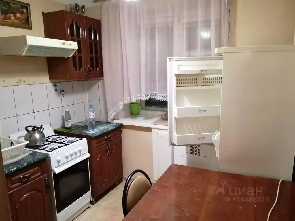 1-к кв. Башкортостан, Уфа ул. Коммунаров, 26 (36.0 м) - Фото 0