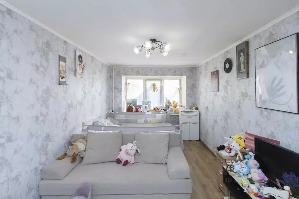 2-к кв. Тюменская область, Тюмень ул. Республики, 146 (44.0 м) - Фото 1