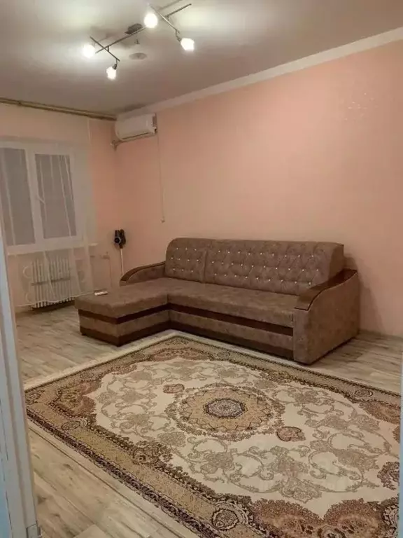 3-к кв. Астраханская область, Астрахань ул. Куликова, 83к1 (70.0 м) - Фото 2