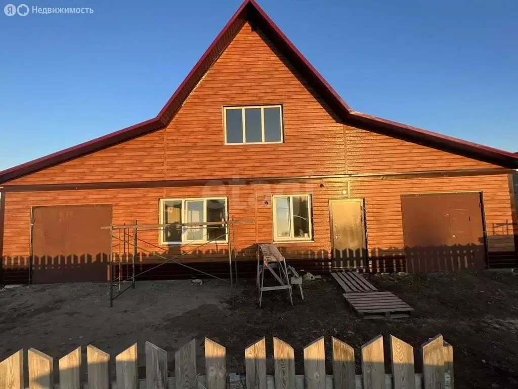 Дом в Первомайский район, посёлок Новый, улица Титова (1752 м) - Фото 1