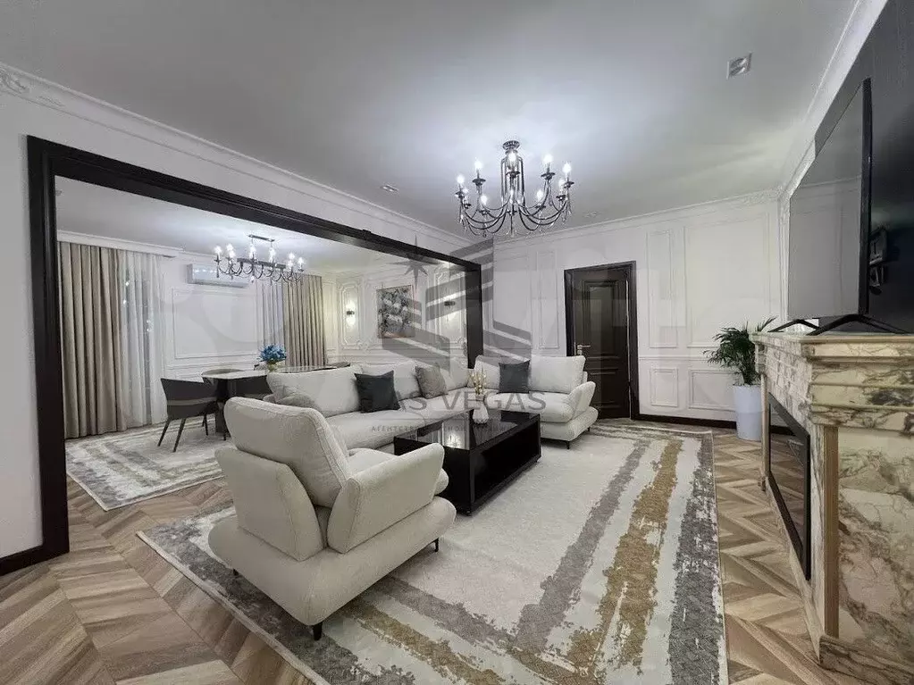 3-к. квартира, 117 м, 4/5 эт. - Фото 0