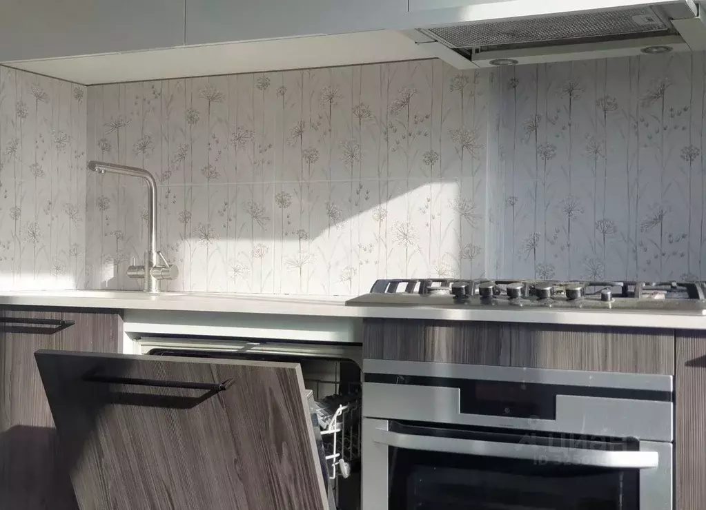 3-к кв. Московская область, Клин ул. Большая Октябрьская, 6 (68.0 м) - Фото 2