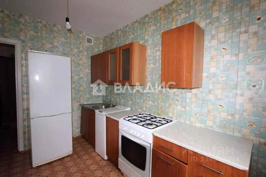 2-к кв. Башкортостан, Стерлитамак ул. Артема, 97А (50.5 м) - Фото 1
