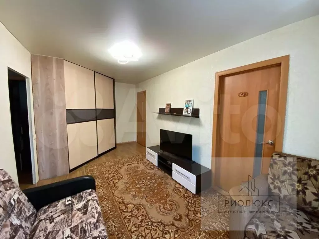 3-к кв. Челябинская область, Челябинск ул. 3-я Арзамасская, 7 (42.2 м) - Фото 1