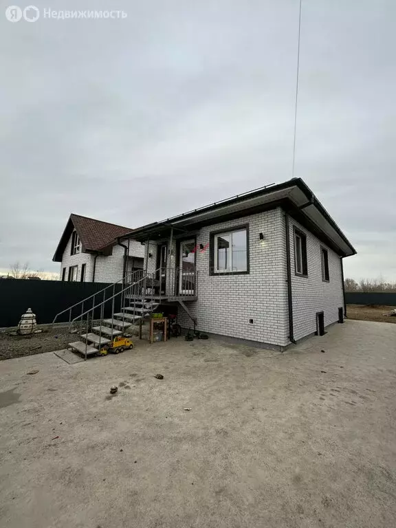 Дом в село Калинино, улица Белых Облаков (110 м) - Фото 1