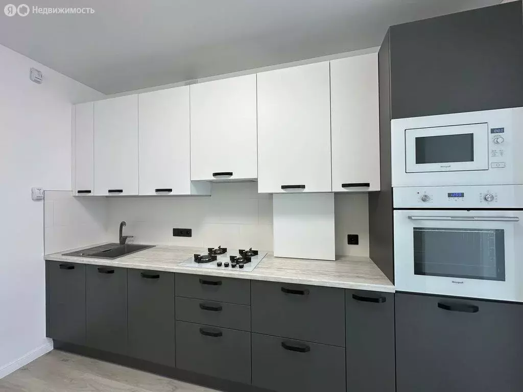 1-комнатная квартира: Зеленоградск, улица Автомобилистов, 9 (38 м) - Фото 2