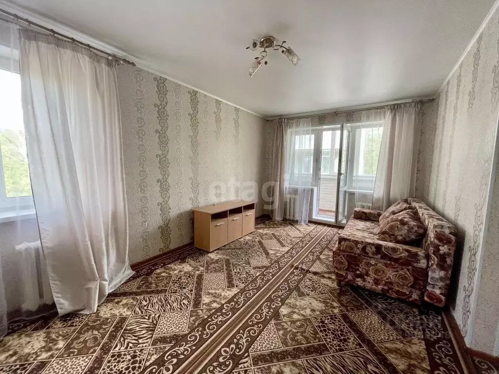 1-к кв. Тюменская область, Тюмень ул. Парфенова, 28 (33.0 м) - Фото 0