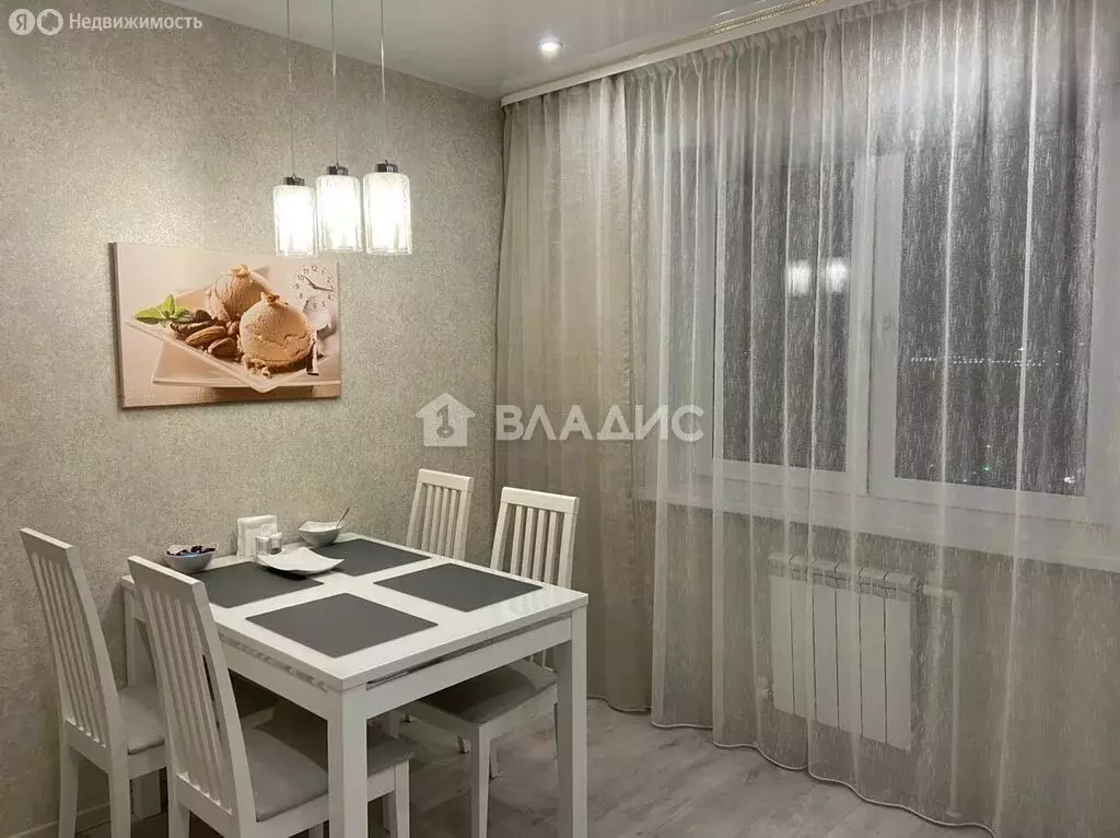 2-комнатная квартира: Улан-Удэ, улица Модогоева, 4 (67 м) - Фото 2