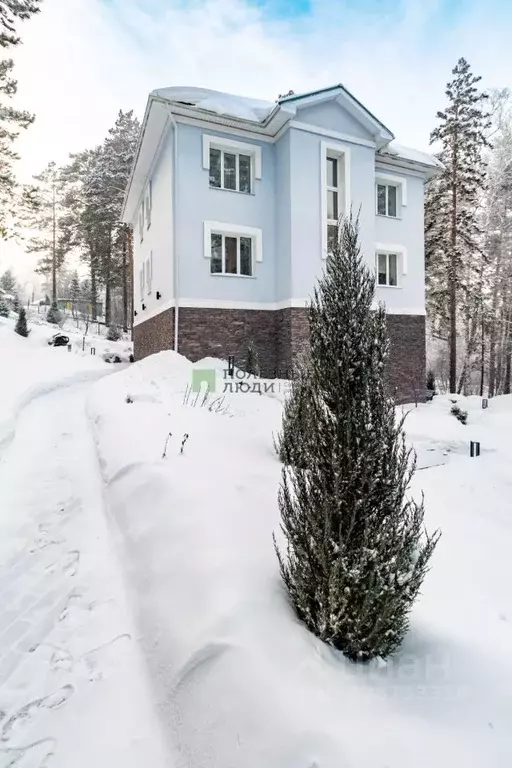 Дом в Красноярский край, Красноярск Раскатная ул., 14 (450 м) - Фото 2