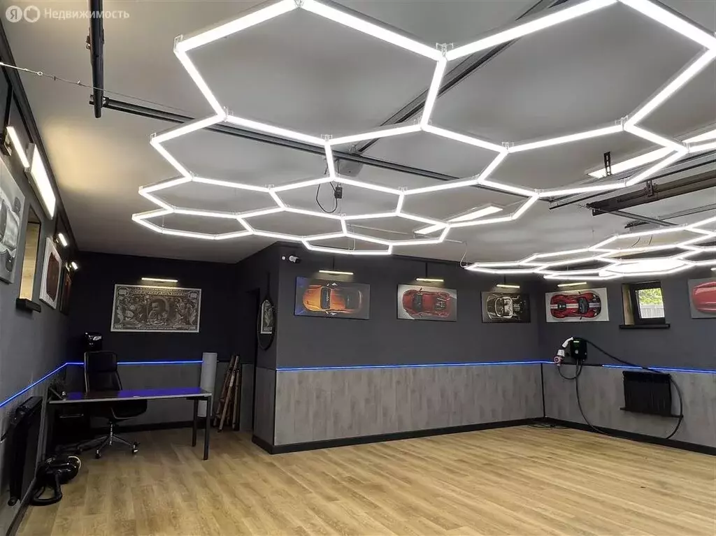 Дом в Ленинградская область, Гатчинский муниципальный округ, городской ... - Фото 1