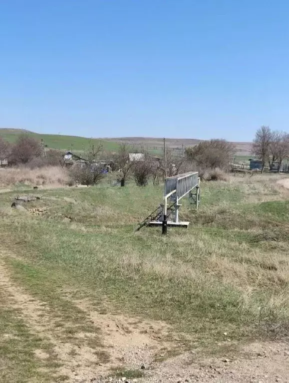 Участок в Крым, Симферопольский район, Чистенское с/пос, с. Камышинка ... - Фото 1