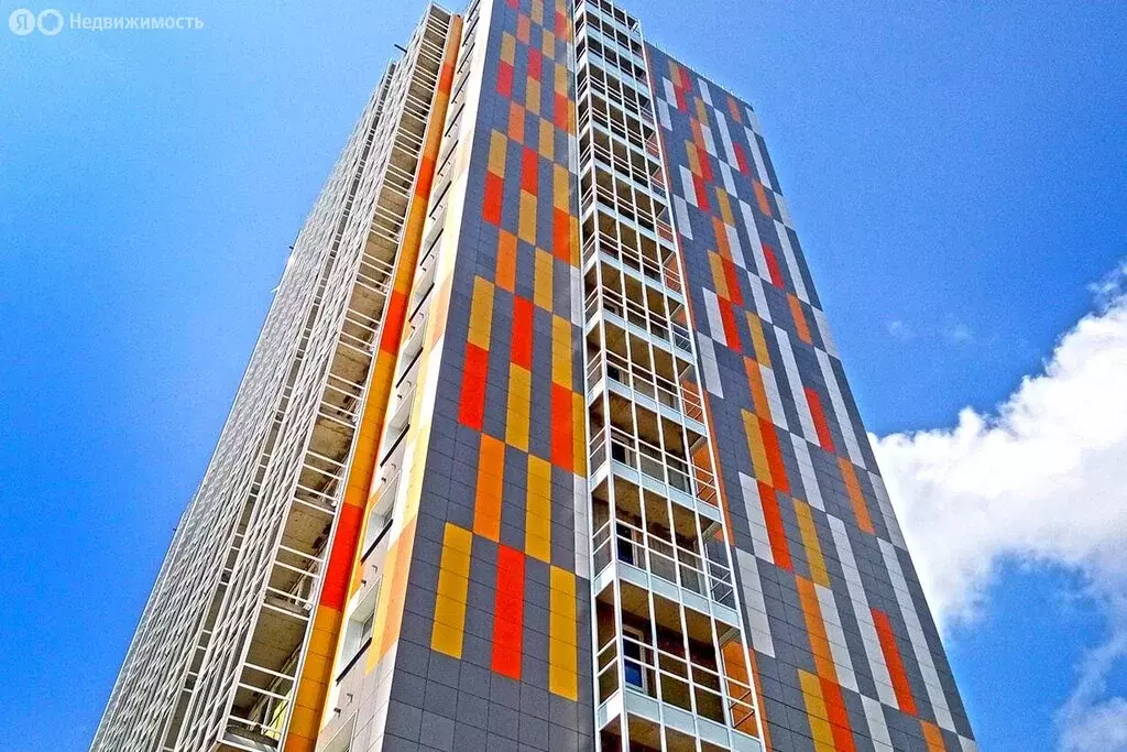 3-комнатная квартира: посёлок городского типа Андреевка, Клубная ... - Фото 2