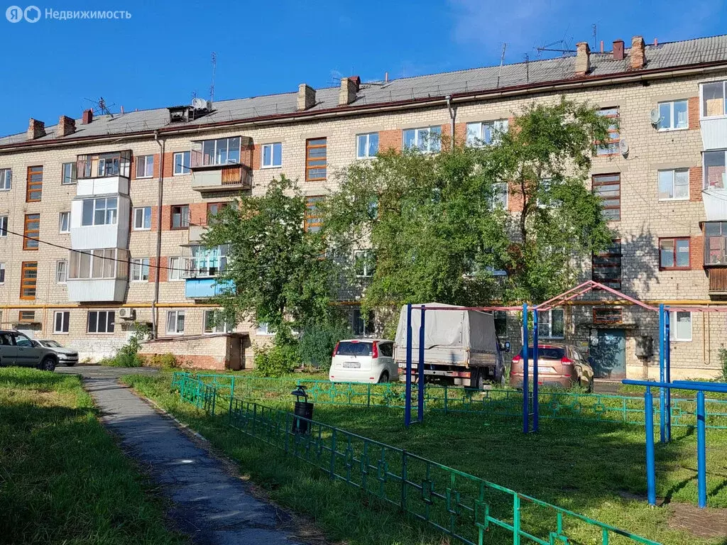 2-комнатная квартира: Верхнее Дуброво, улица Строителей, 1 (42 м) - Фото 0