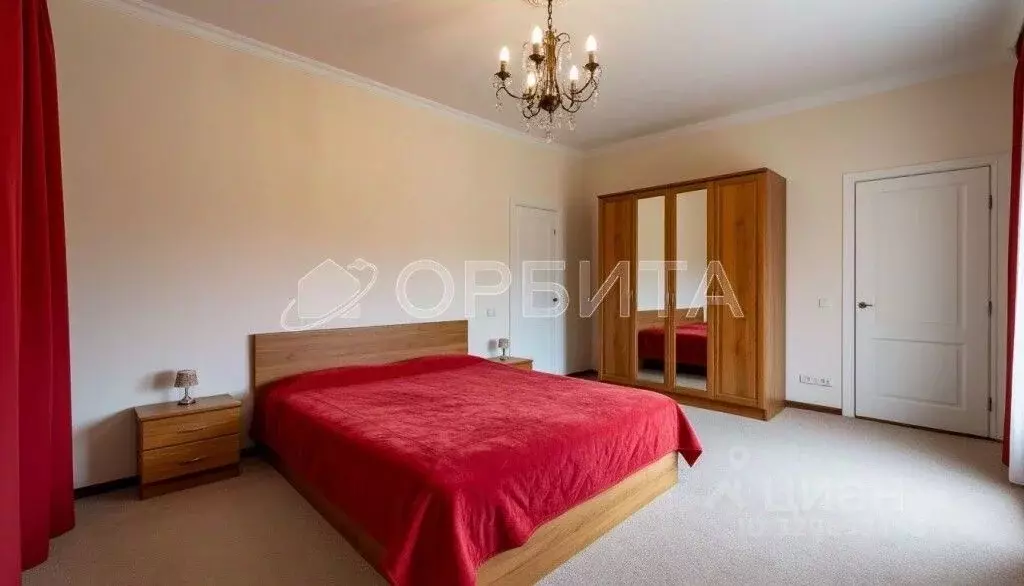 2-к кв. Тюменская область, Тюмень Кремлевская ул., 112к2 (66.0 м) - Фото 1