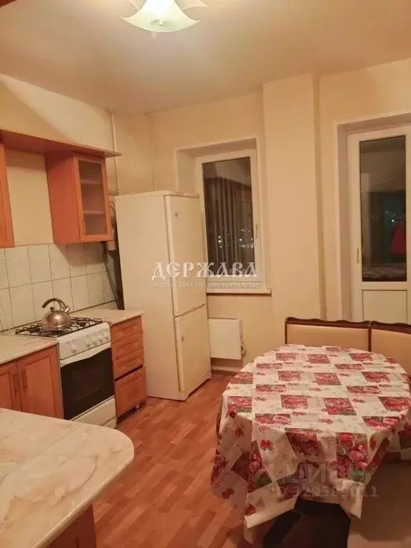 1-к кв. Белгородская область, Старый Оскол Зеленый Лог мкр, 6 (45.0 м) - Фото 2
