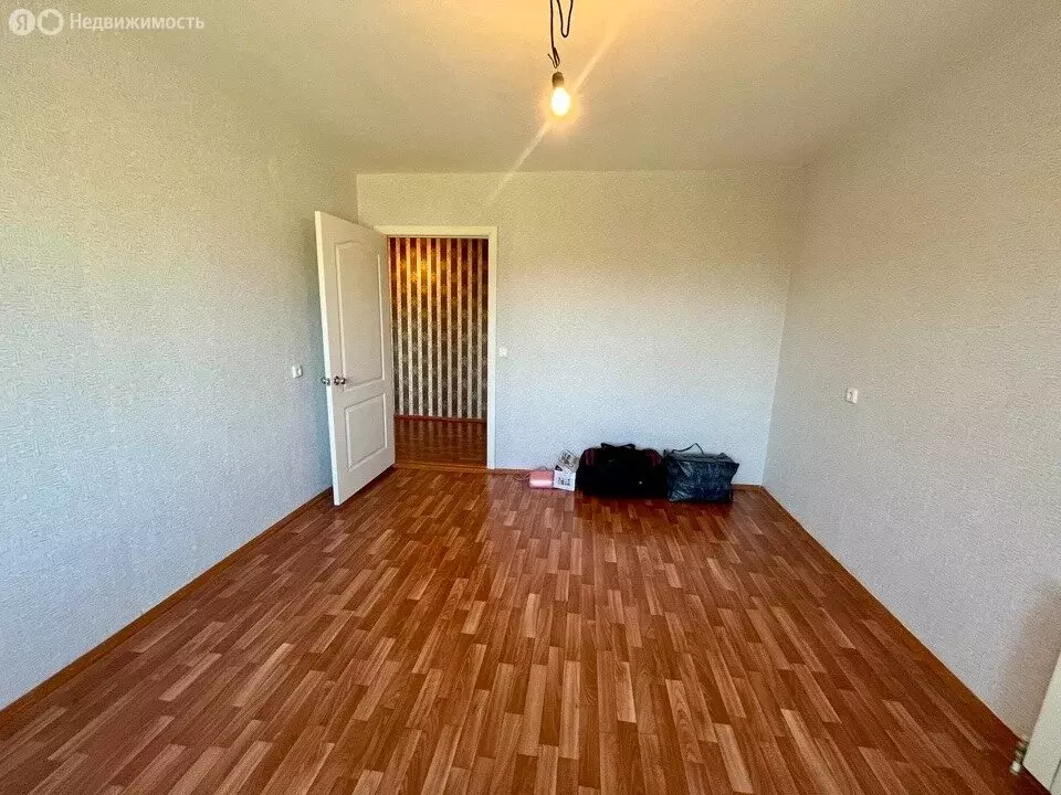 1-комнатная квартира: Урмары, улица Крупской, 44 (33 м) - Фото 0