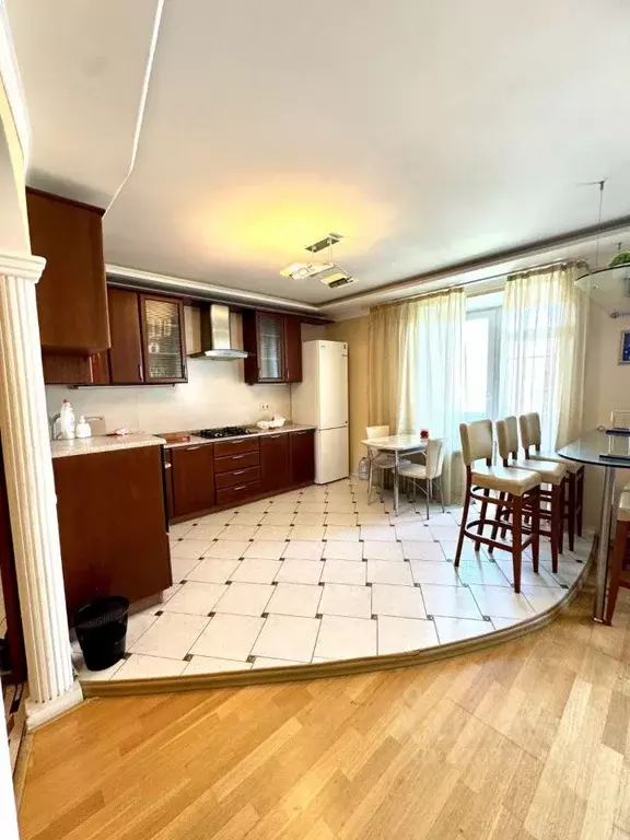 3-к кв. Татарстан, Казань ул. Калинина, 69 (92.0 м) - Фото 0