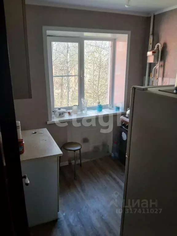 3-к кв. Курская область, Курск Курского завода тракторных запчастей ... - Фото 0