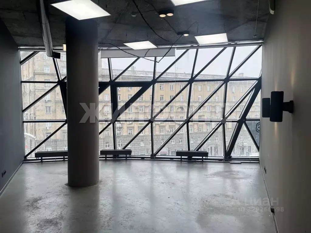 Помещение свободного назначения в Новосибирская область, Новосибирск ... - Фото 1