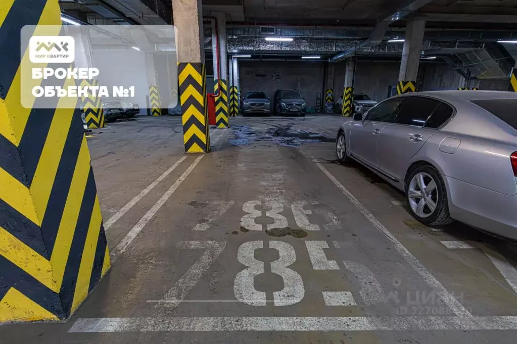 Гараж в Санкт-Петербург ул. Плесецкая, 10 (13 м) - Фото 1