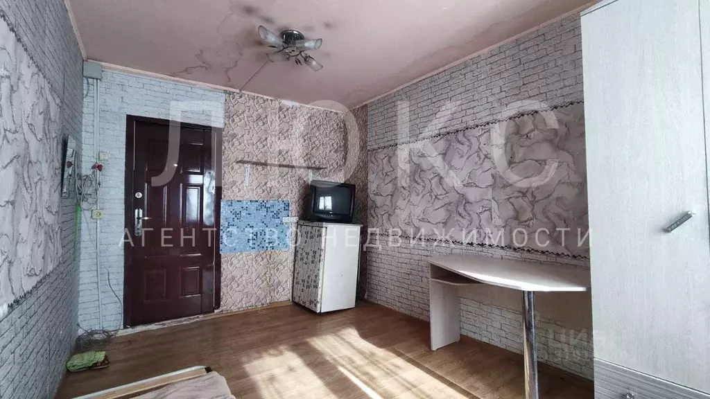 Комната Кемеровская область, Новокузнецк ул. Пирогова, 24 (12.0 м) - Фото 1