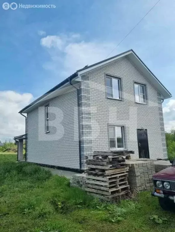 Дом в село Семилуки, улица Горького, 9 (117 м) - Фото 1