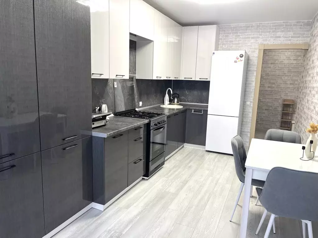 Продаётся 2-к квартира, 62.2 м - Фото 1
