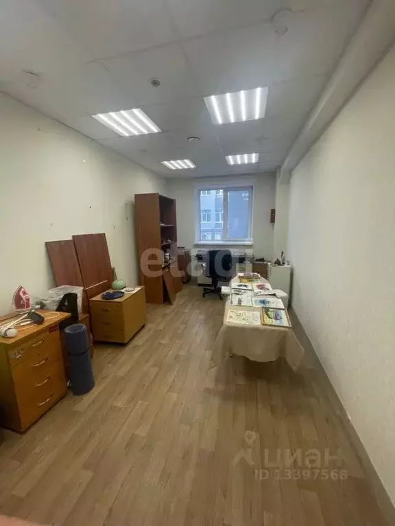 Офис в Тверская область, Тверь Трехсвятская ул., 6к1 (18 м) - Фото 0
