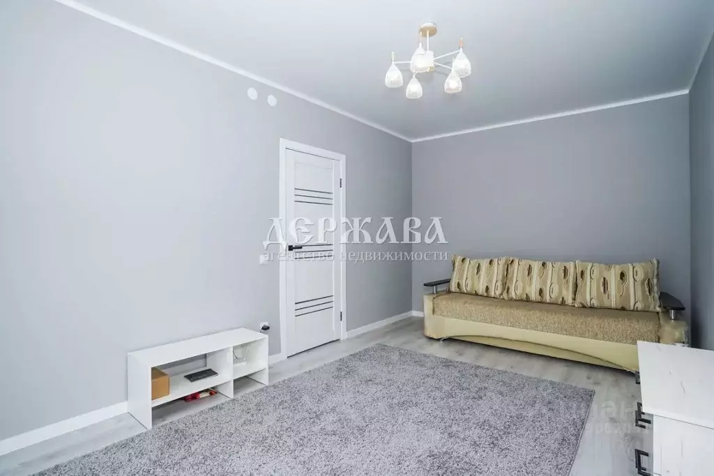 1-к кв. Белгородская область, Старый Оскол Космос мкр, 11 (36.9 м) - Фото 1