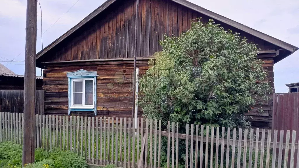 Дом в Иркутская область, Эхирит-Булагатский район, пос. Усть-Ордынский ... - Фото 1