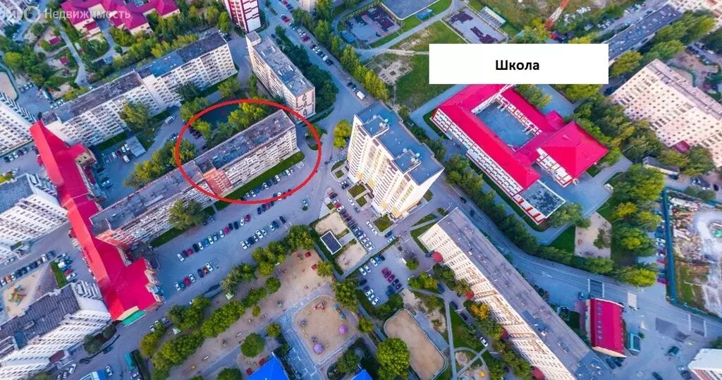 1-комнатная квартира: Тюмень, улица Газовиков, 18 (13 м) - Фото 2