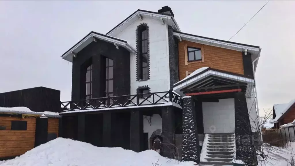 Дом в Томская область, Томск пос. Просторный, Зеленый бул., 10 (260 м) - Фото 2