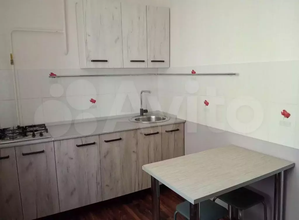 1-к. квартира, 40 м, 1/2 эт. - Фото 0