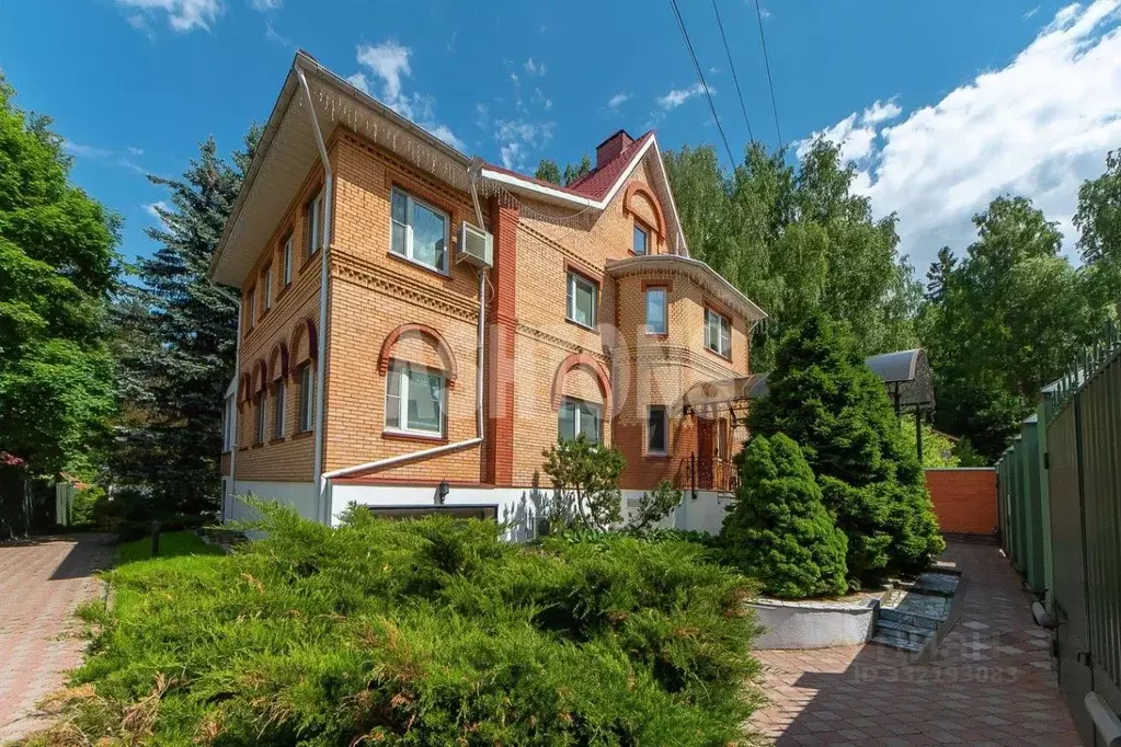 Коттедж в Московская область, Одинцовский городской округ, д. ... - Фото 1