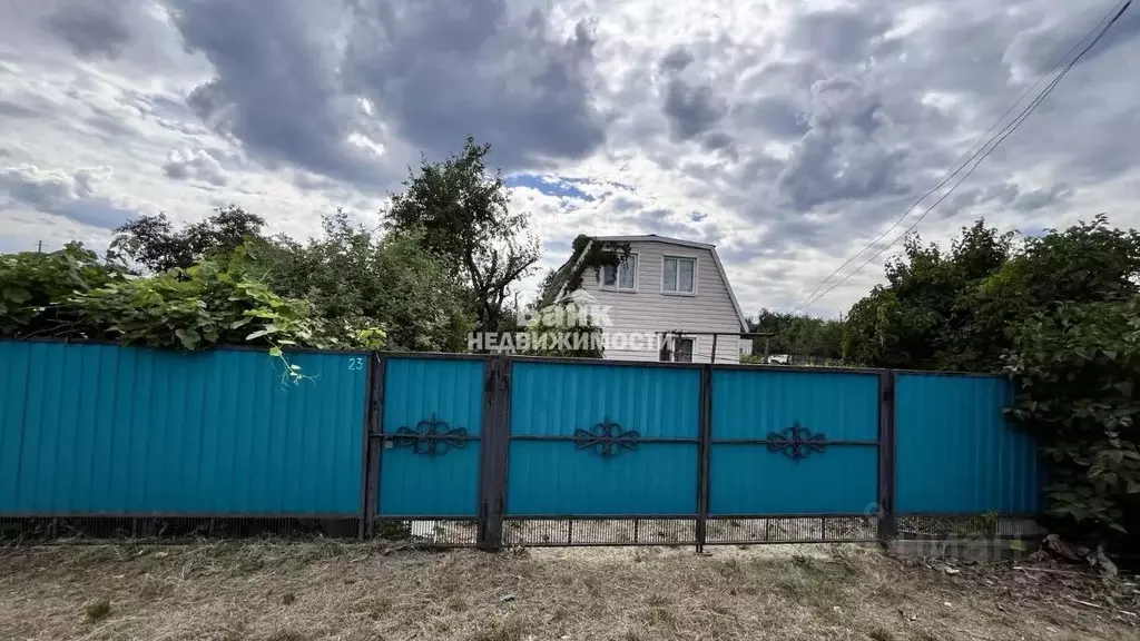 Дом в Саратовская область, Балаковский район, Натальинское ... - Фото 1