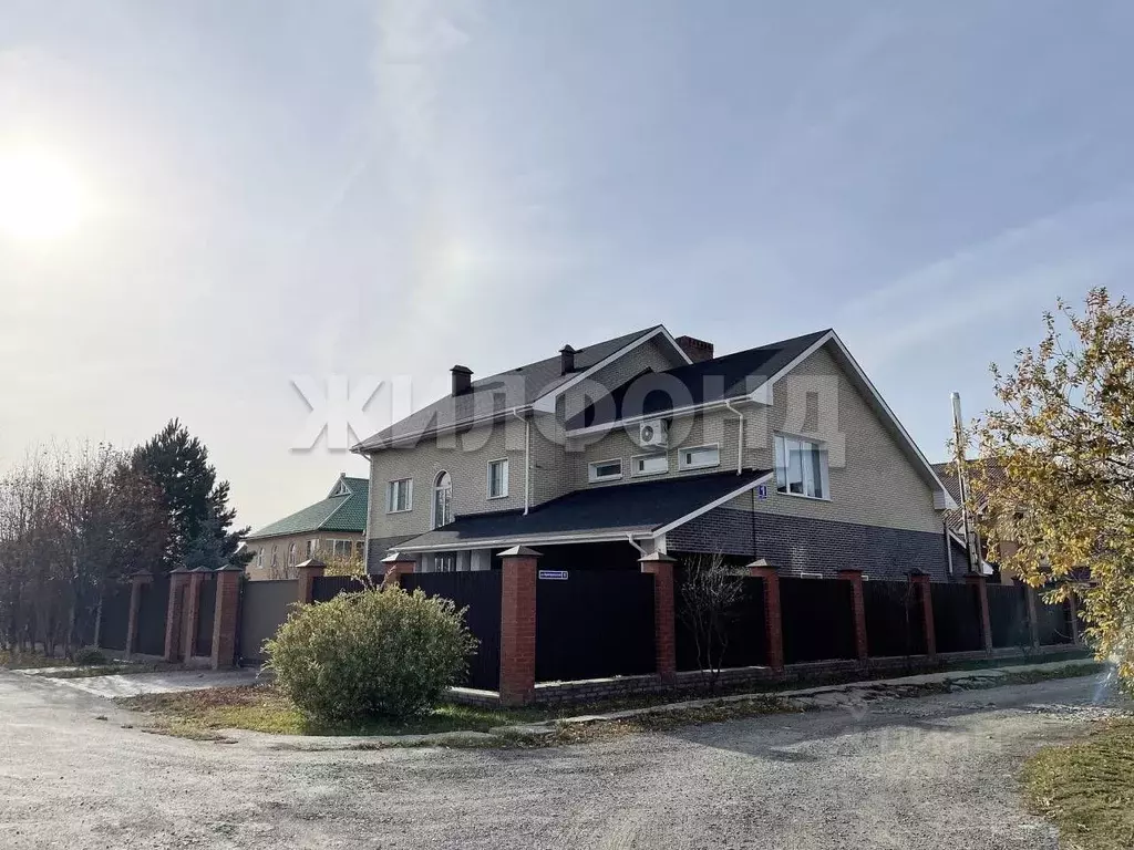 Коттедж в Новосибирская область, Новосибирск Адмиральская ул. (680 м) - Фото 1