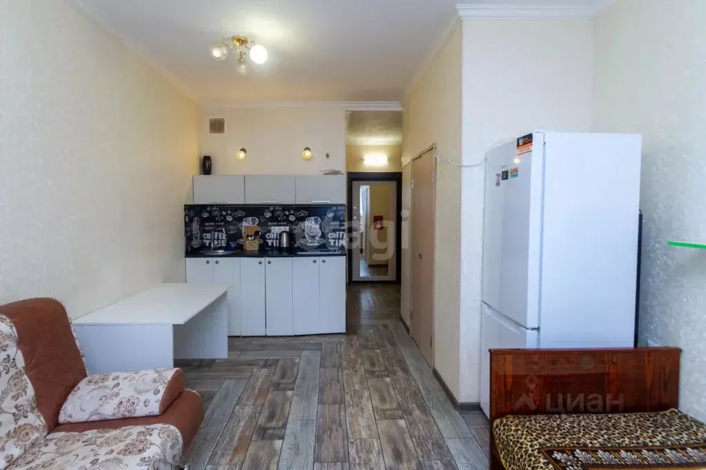 Студия Ханты-Мансийский АО, Сургут ул. Ивана Захарова, 12/1 (24.0 м) - Фото 1