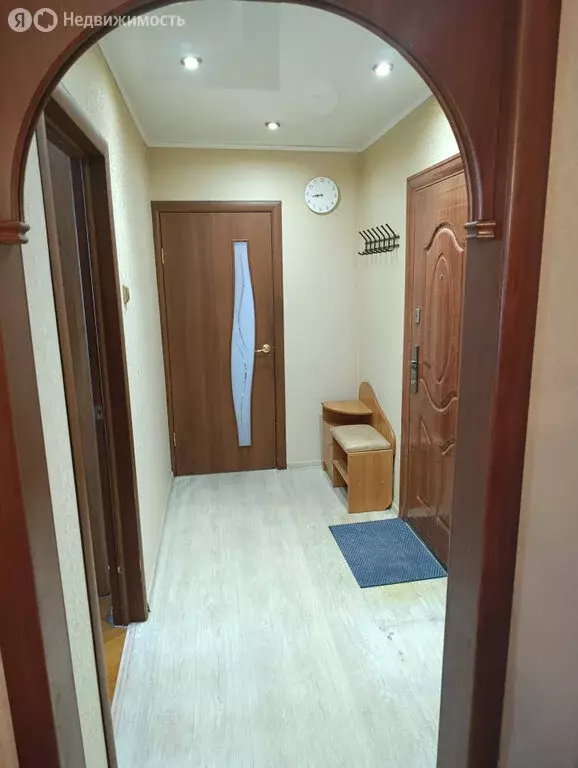 2-комнатная квартира: Магнитогорск, улица Труда, 43 (49 м) - Фото 1