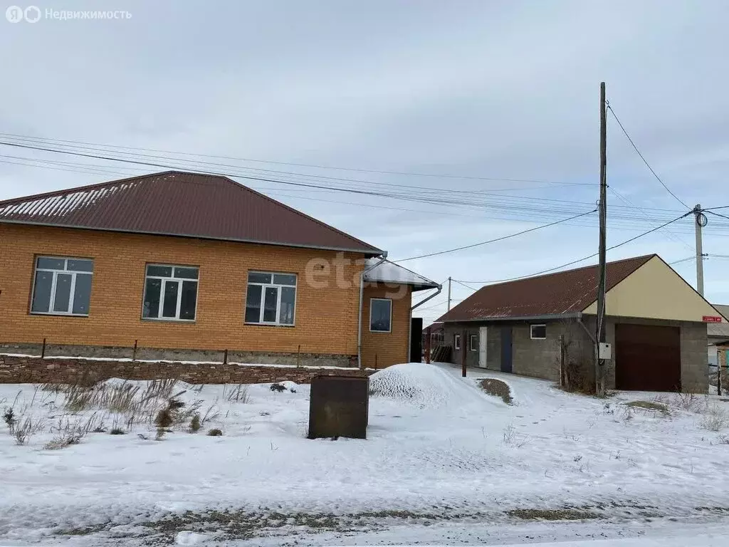 Дом в село Белый Яр, улица Дружбы (135.1 м) - Фото 0