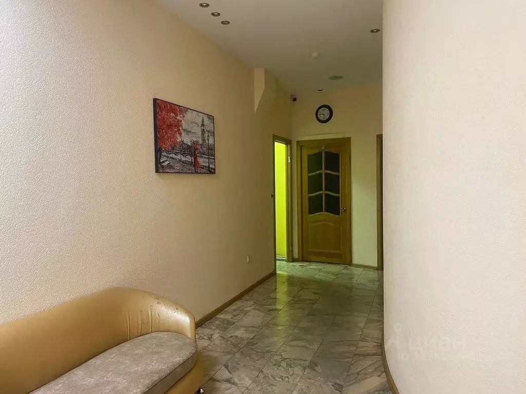 Офис в Краснодарский край, Краснодар ул. Стасова, 182/1 (17 м) - Фото 2