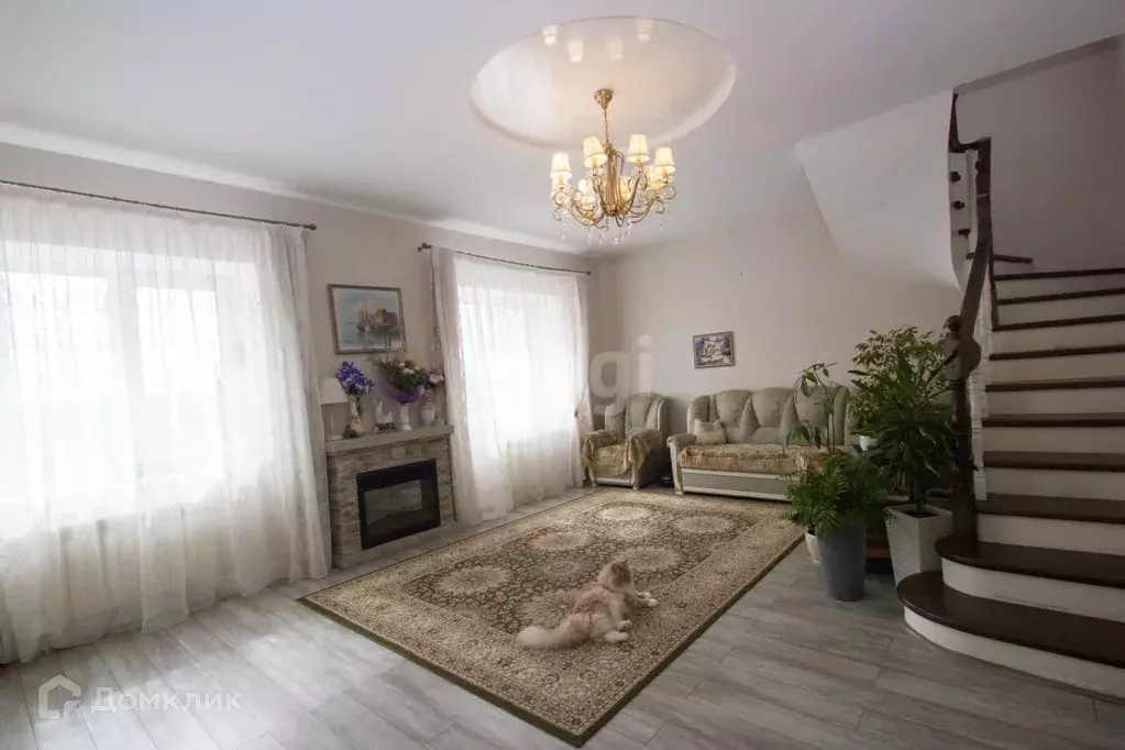Продаётся 4-к квартира, 130 м - Фото 0