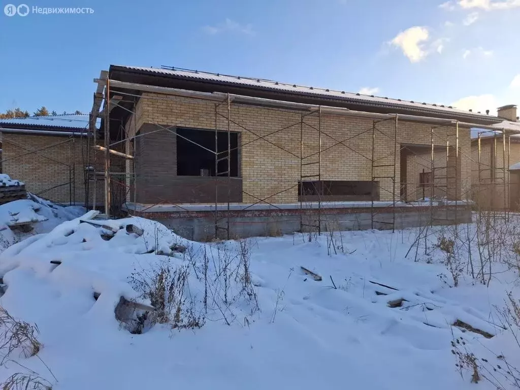 Дом в Берёзовский, улица Бажова, 35А (180 м) - Фото 1