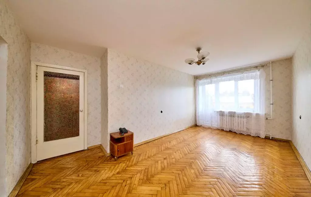 3-к кв. Санкт-Петербург, Санкт-Петербург, Ломоносов Швейцарская ул., ... - Фото 1
