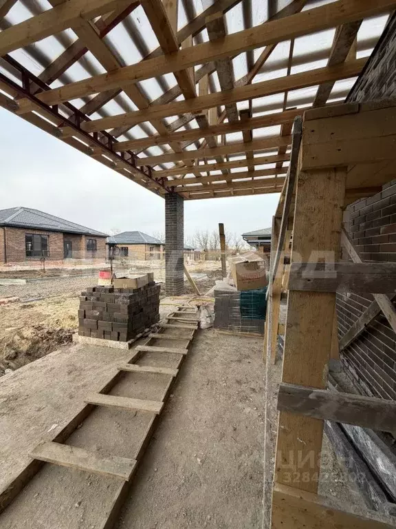 Дом в Ростовская область, Новочеркасск Рощинский пер. (170 м) - Фото 2