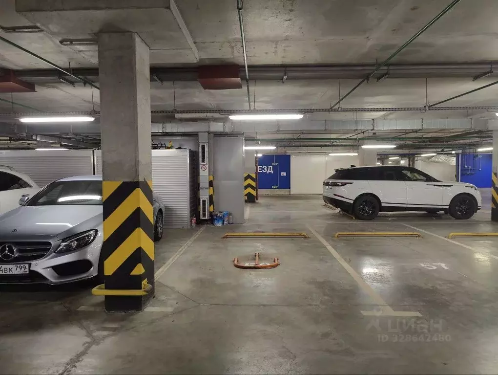 Гараж в Москва Береговой проезд, 5к1 (18 м) - Фото 1