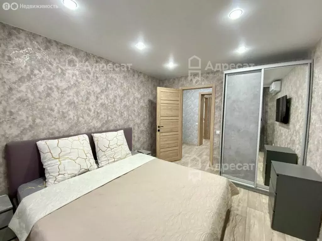 3-комнатная квартира: Волгоград, посёлок Ангарский, улица ... - Фото 2