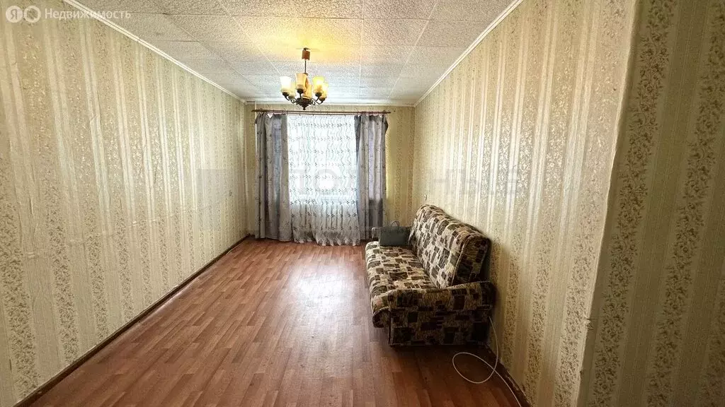 3-комнатная квартира: Боровичи, Валдайская улица, 45 (58.7 м) - Фото 1