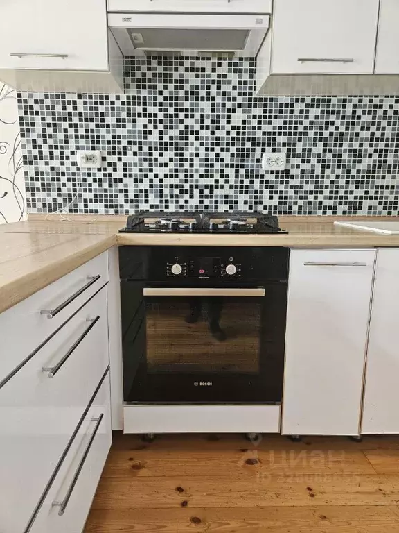 3-к кв. Чувашия, Чебоксары ул. Алексея Талвира, 14 (90.0 м) - Фото 1