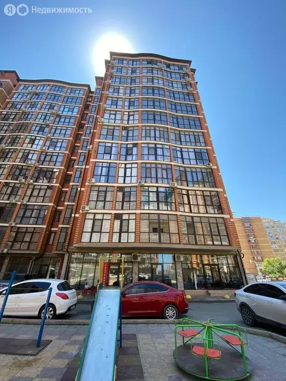 2-комнатная квартира: Махачкала, улица Хаджи Булача, 8Д (94 м) - Фото 1