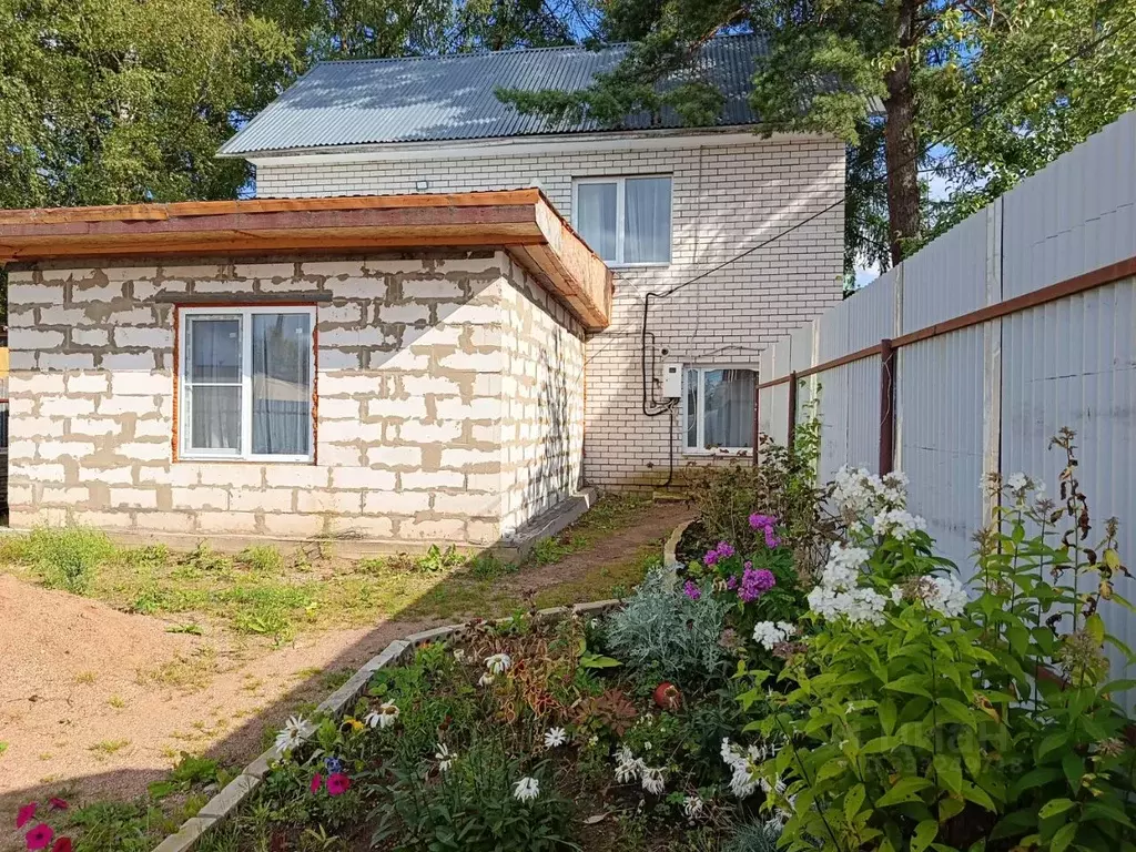Дом в Смоленская область, Ярцево ул. Гагарина, 50В (110 м) - Фото 1